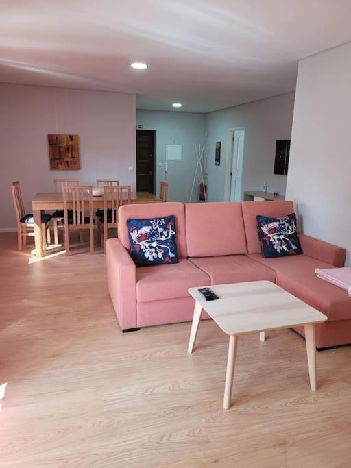 Fernandes Apartments ปอนเตเดอลิมา ภายนอก รูปภาพ